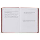 Het zwaard en schild zadelbruin